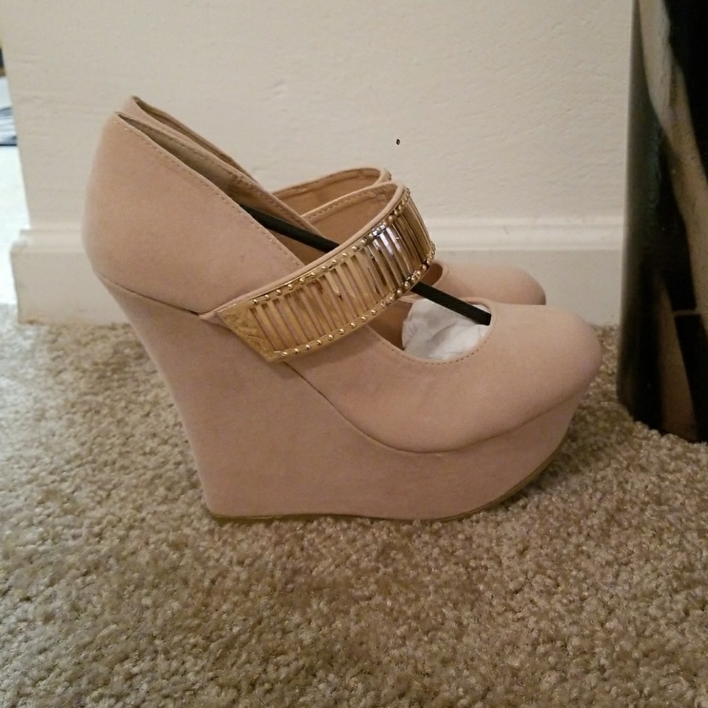 Wedges - Picture 3 of 3